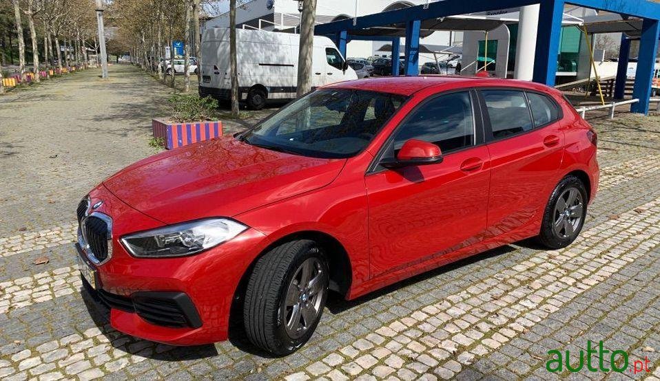 2019' BMW 118 photo #2