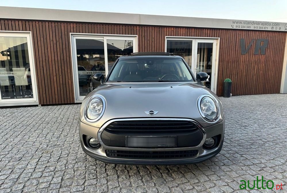 2016' MINI Clubman One D photo #2