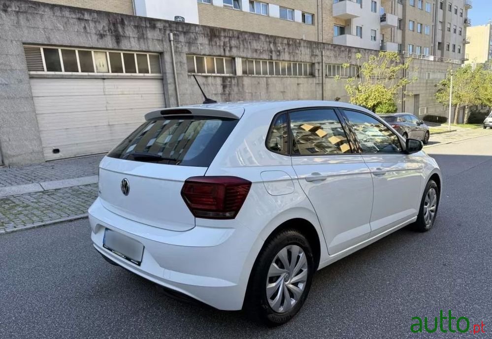 2019' Volkswagen Polo photo #6
