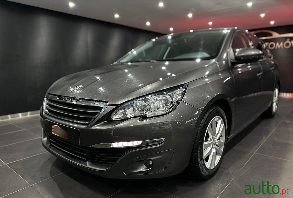 2017' Peugeot 308 Sw photo #1