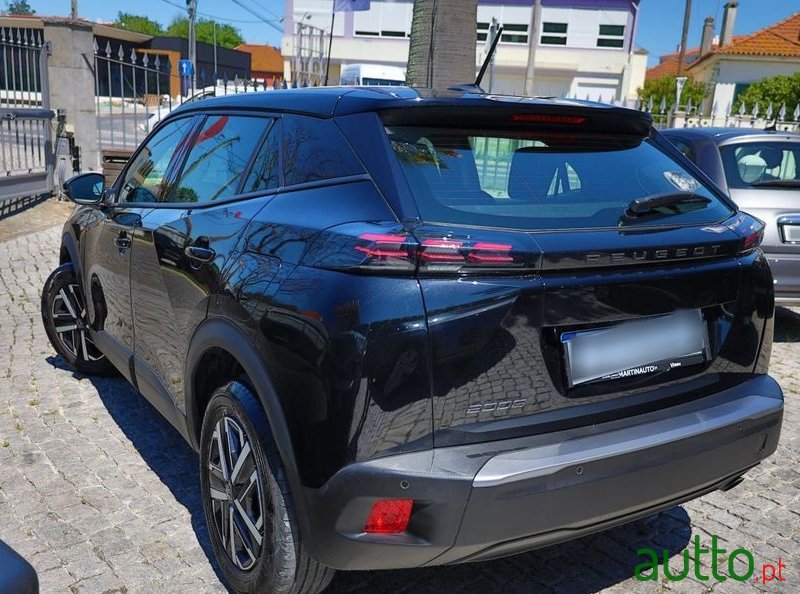2024' Peugeot 2008 1.2 Puretech Active photo #2
