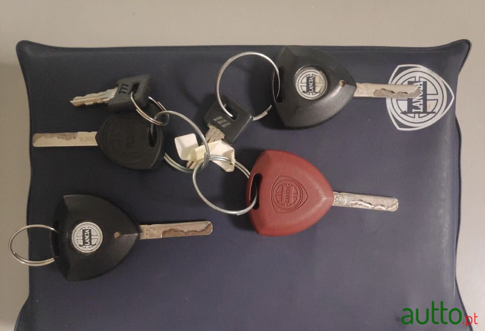 1997' Lancia Kappa photo #2