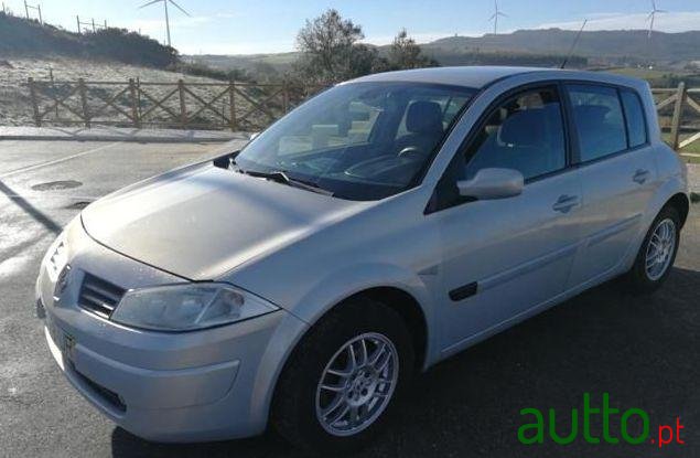 2003' Renault Megane photo #2