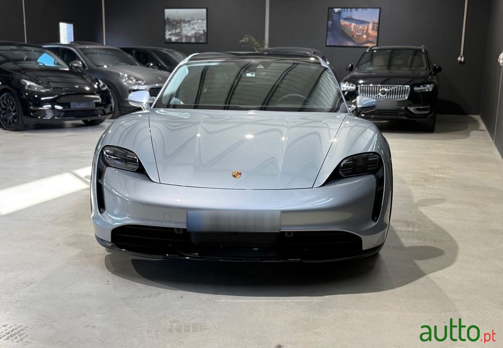 2022' Porsche Taycan Cross Turismo 4 photo #5