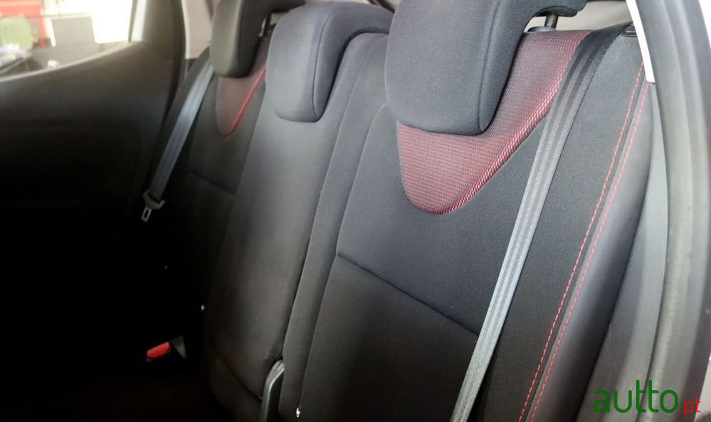 2015' Renault Clio 1.5 Dci # photo #5