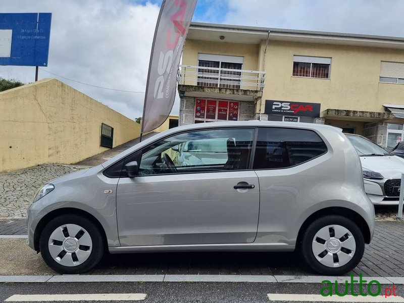 2015' Volkswagen Up! 1.0 Bluemotion Move photo #2