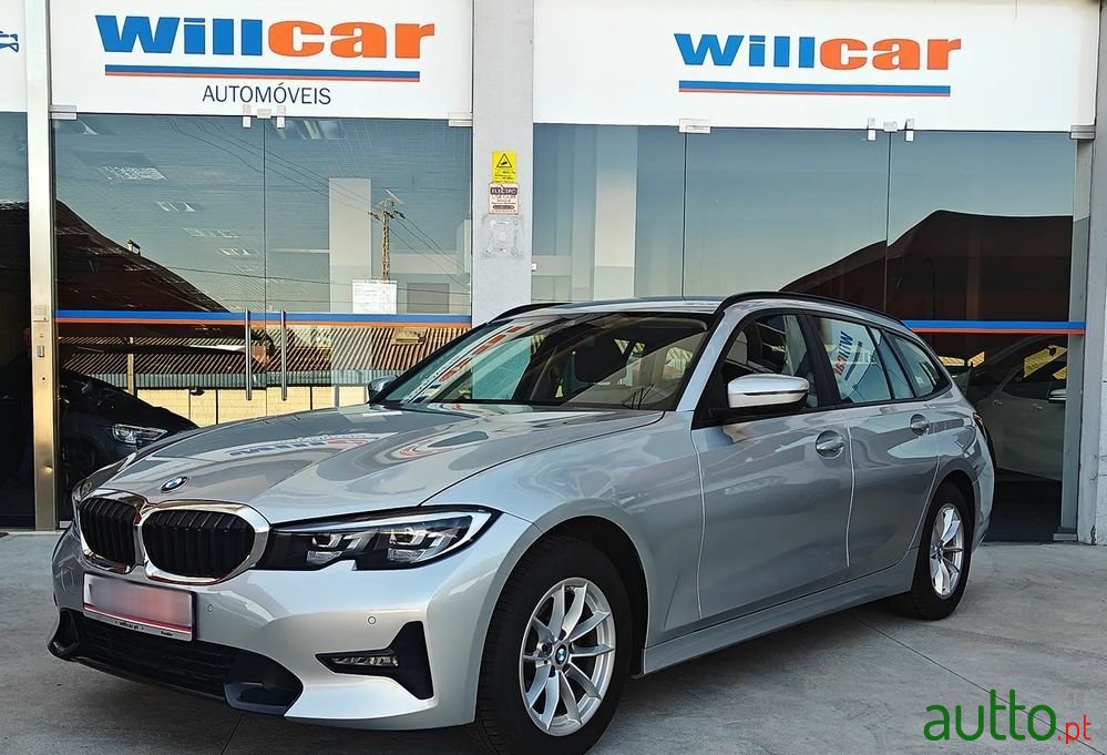 2021' BMW 320 photo #1