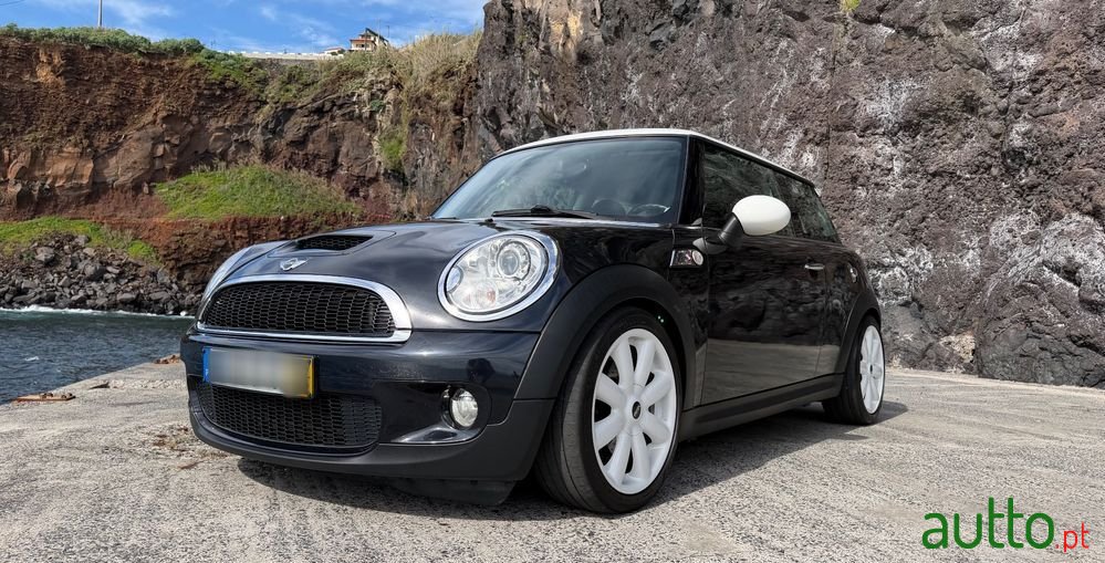 2007' MINI Cooper S 3 Portas photo #1