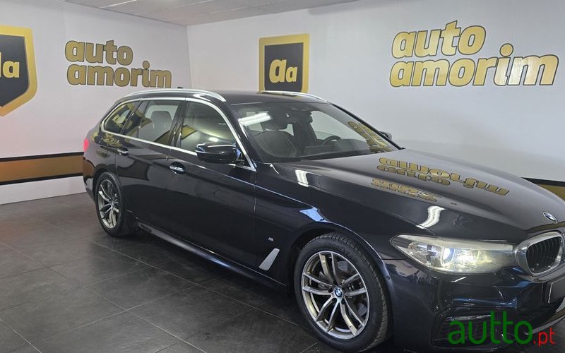 2017' BMW Série 5 D Pack M Auto photo #1
