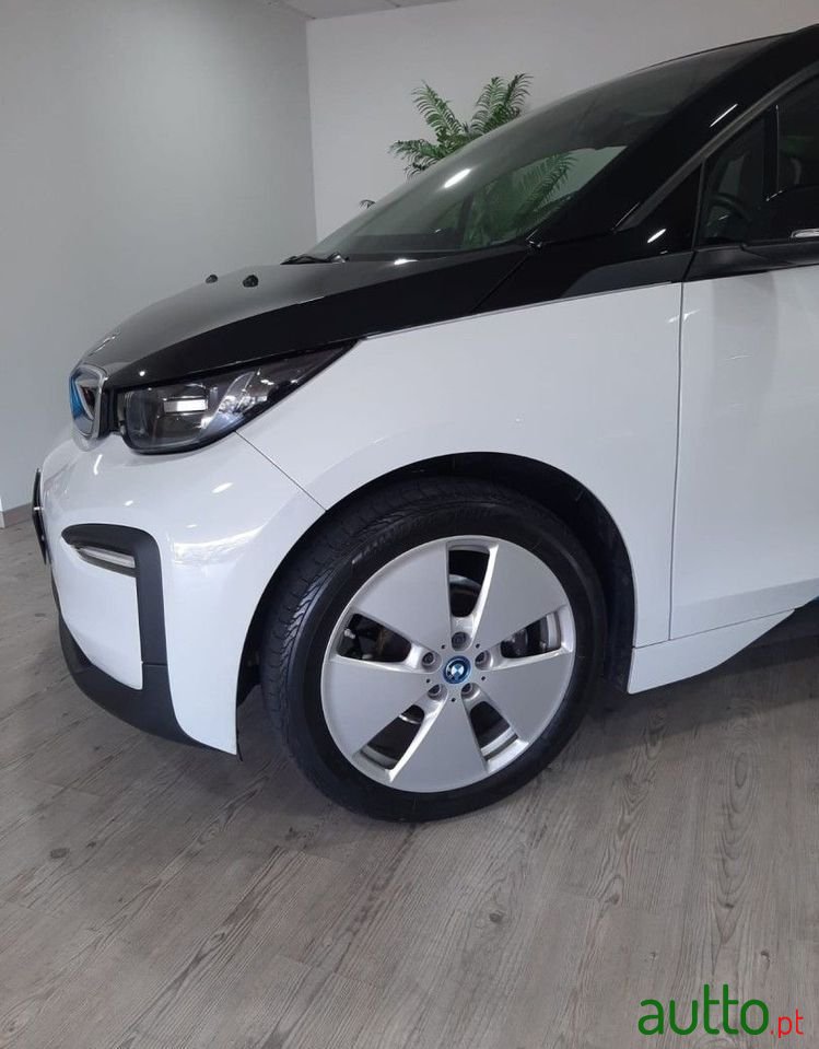 2019' BMW Série I 120Ah photo #3
