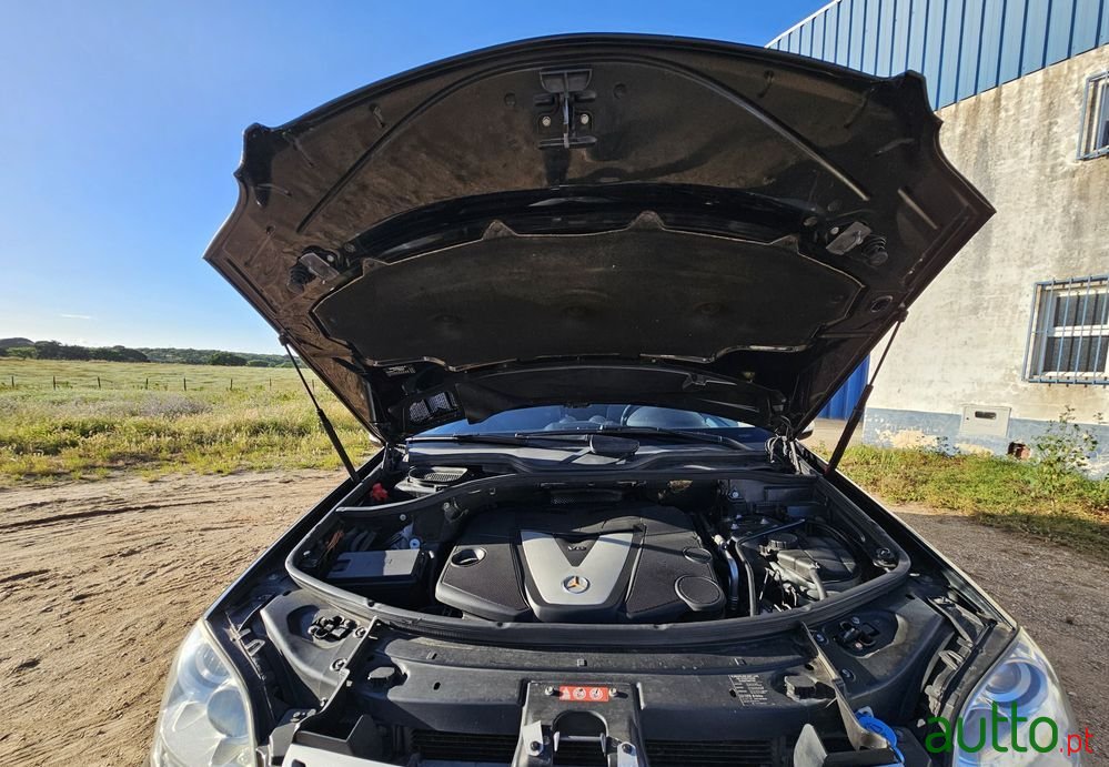 2006' Mercedes-Benz ML 320 Cdi photo #6