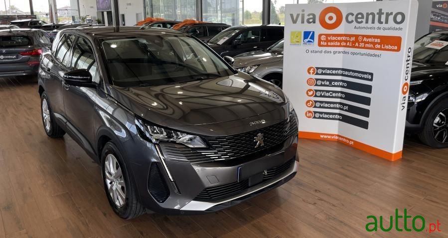 2022' Peugeot 3008 photo #4