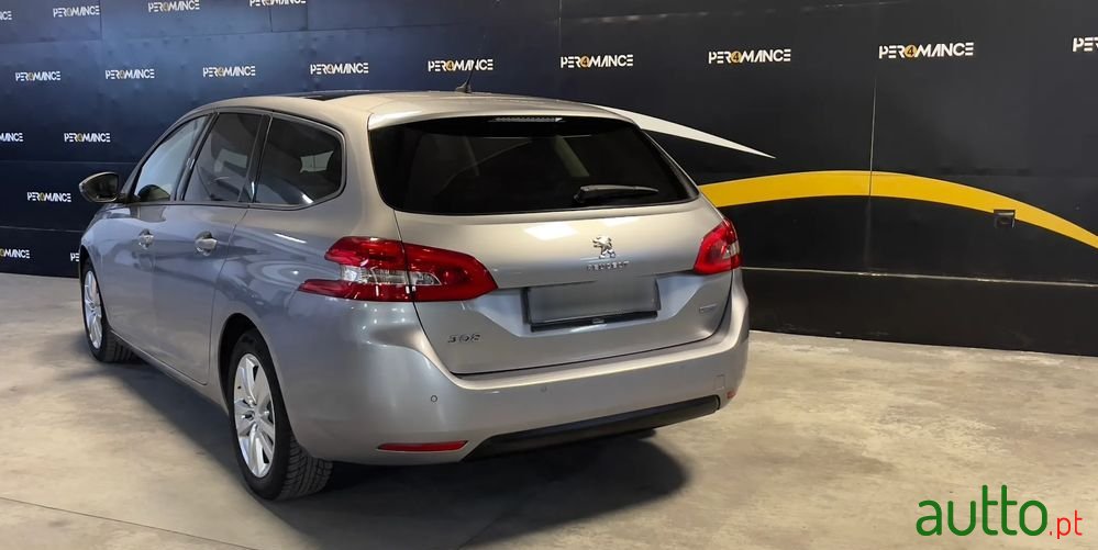 2015' Peugeot 308 Sw photo #5