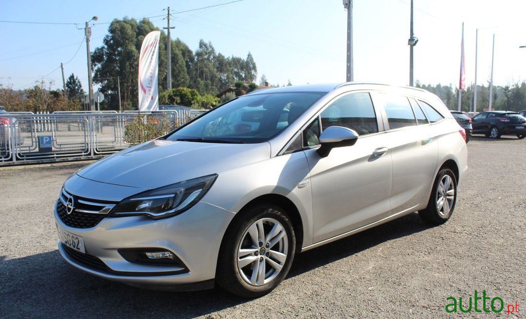 2016' Opel Astra Sports Tourer photo #4