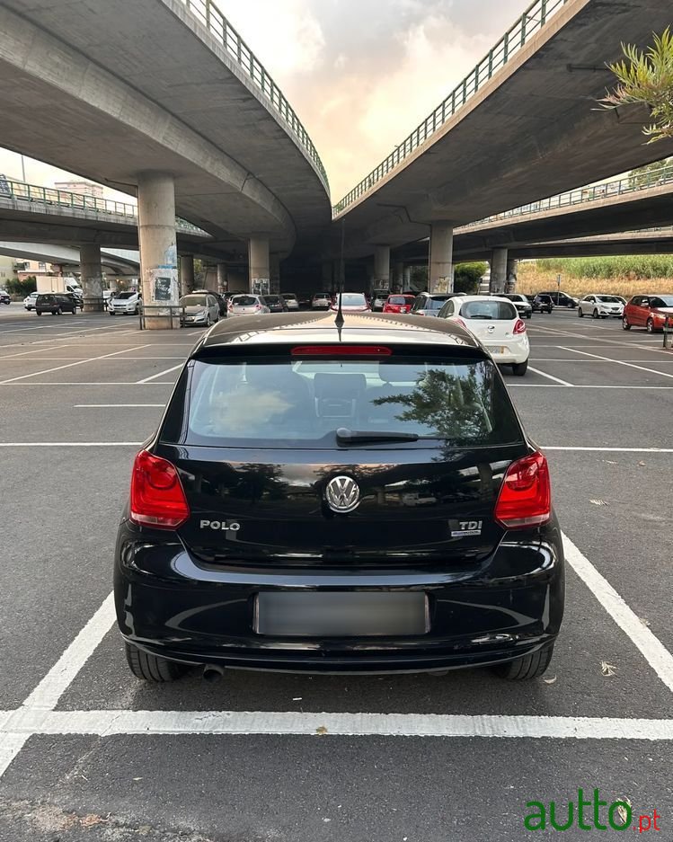 2012' Volkswagen Polo photo #3