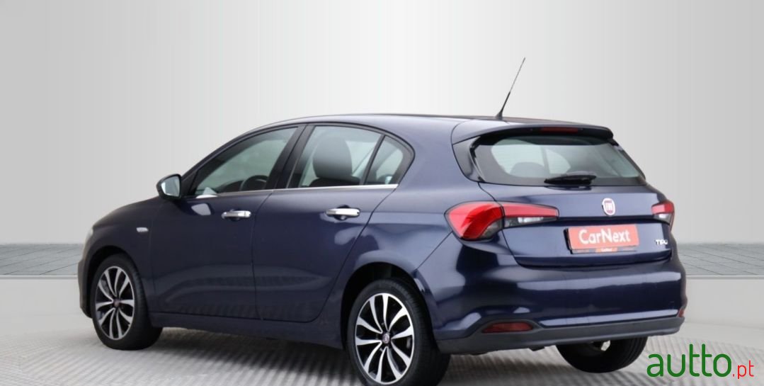 2016' Fiat Tipo photo #3