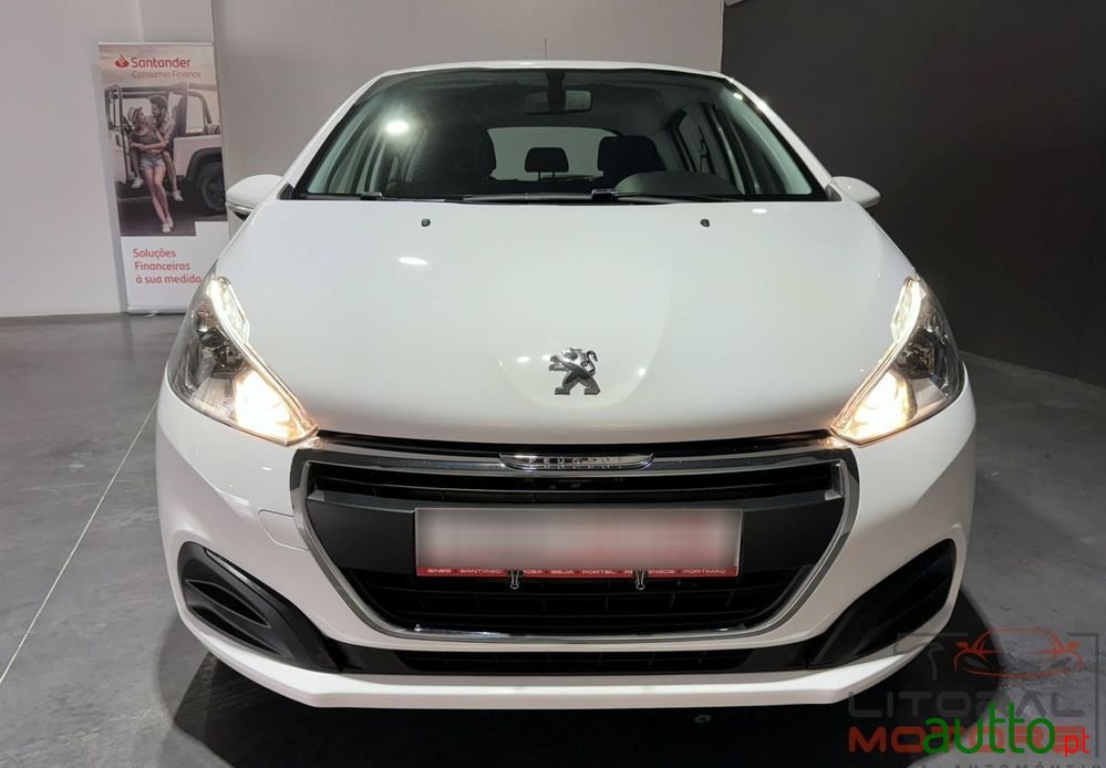 2019' Peugeot 208 photo #6