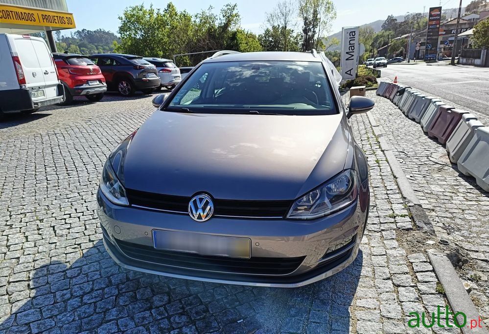 2016' Volkswagen Golf Variant photo #3