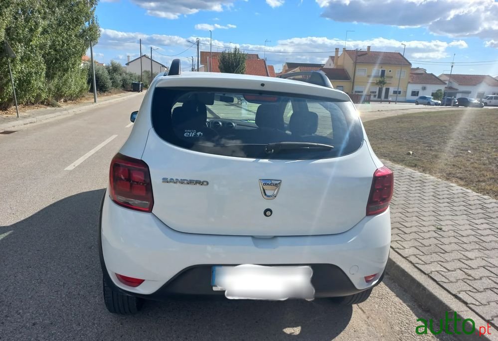 2018' Dacia Sandero photo #2