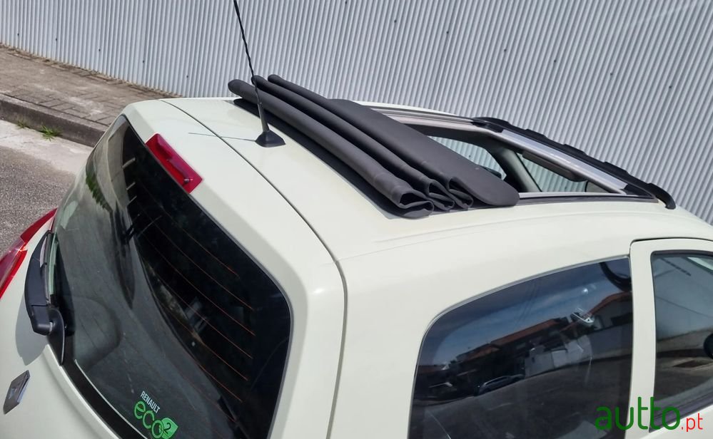 2012' Renault Twingo photo #3