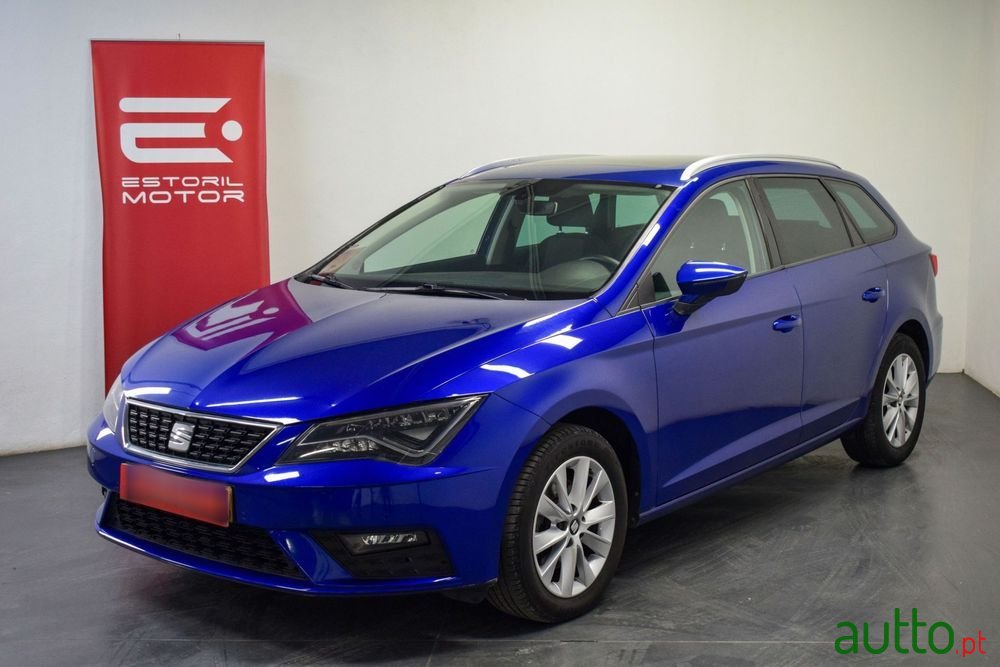 2019' SEAT Leon St photo #1