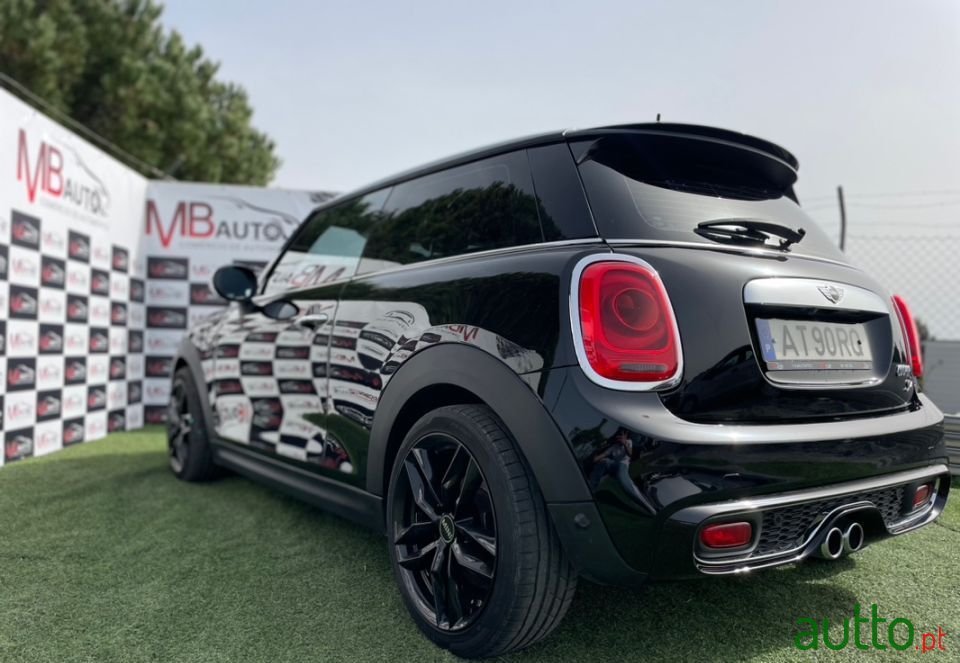 2016' MINI Cooper photo #3