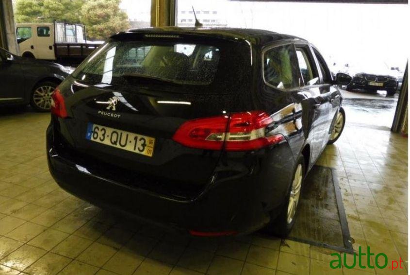 2016' Peugeot 308 photo #1