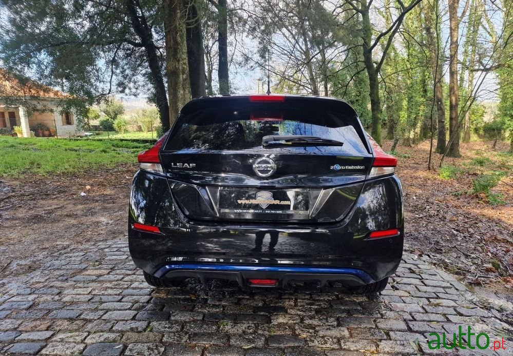 2018' Nissan Leaf Tekna photo #3