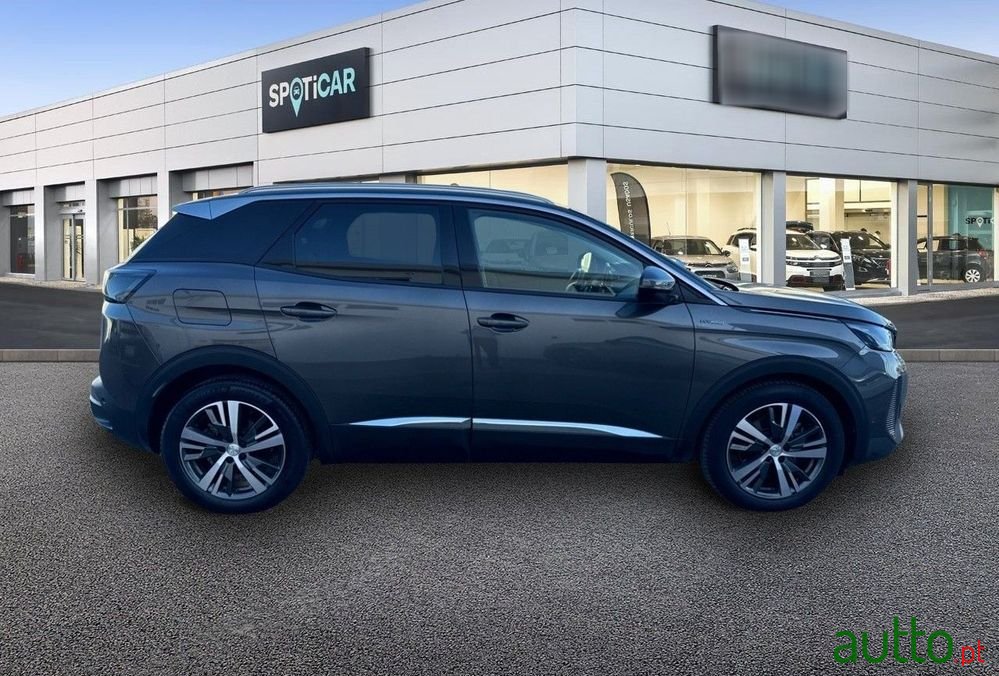 2021' Peugeot 3008 photo #4