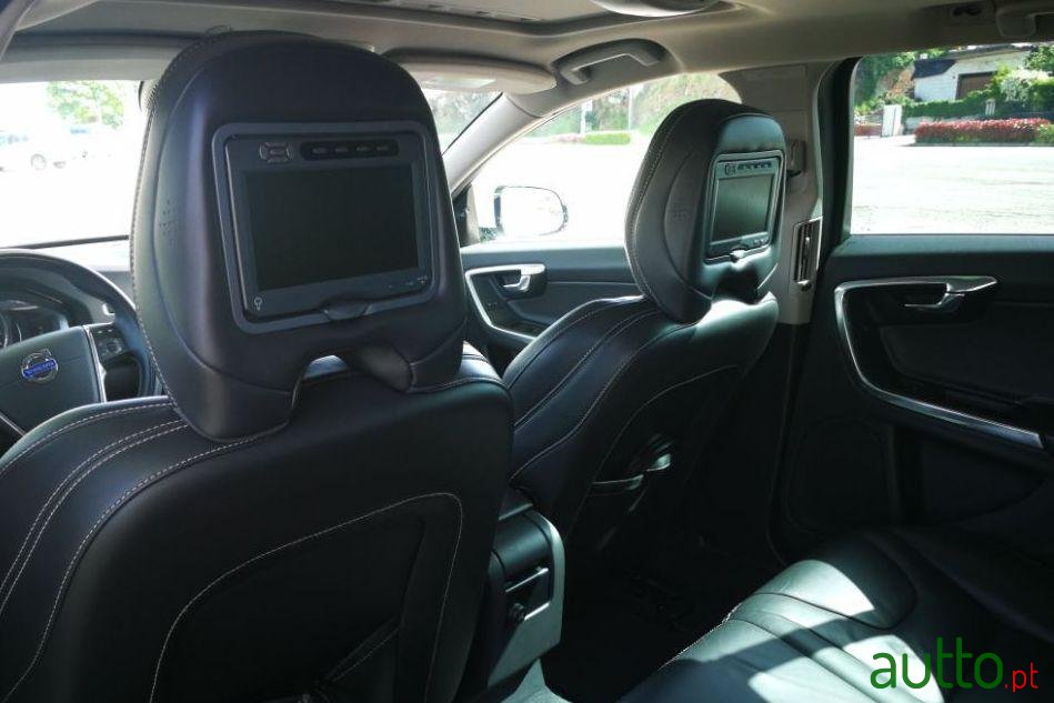 2013' Volvo V60 photo #1