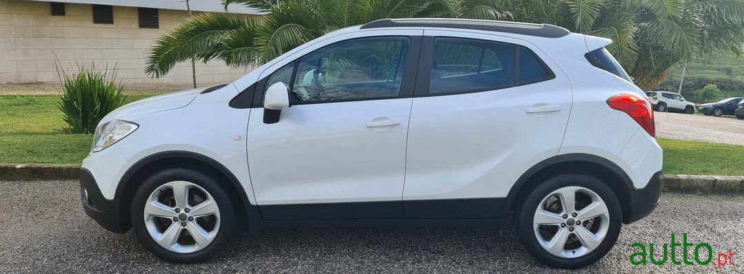 2013' Opel Mokka photo #2