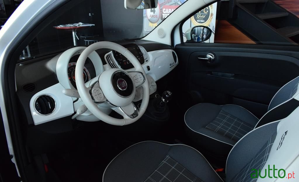 2018' Fiat 500 photo #6
