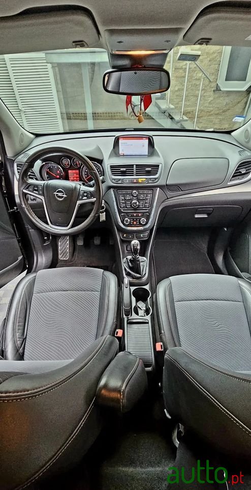 2013' Opel Mokka photo #5