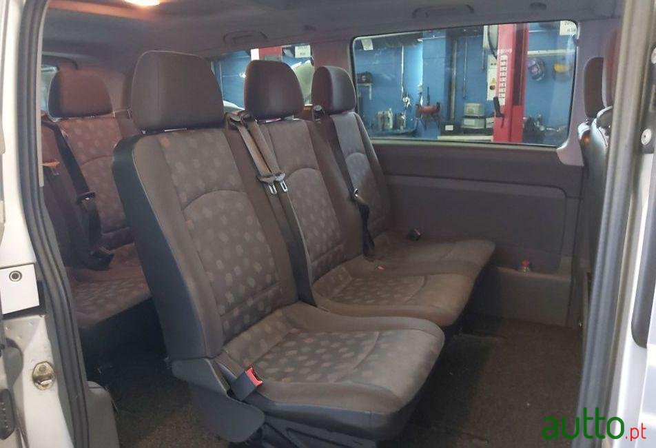 2009' Mercedes-Benz Vito photo #5