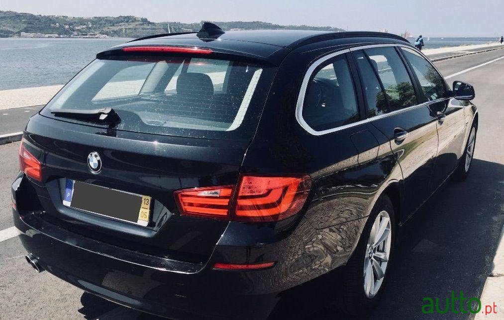 2013' BMW 520 photo #4