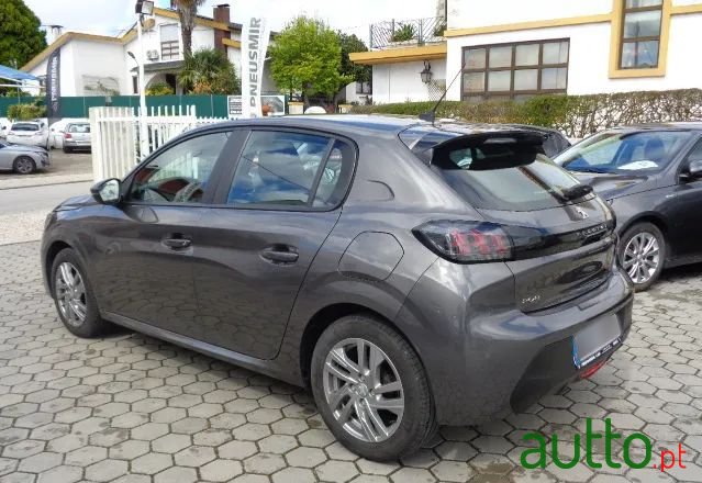 2021' Peugeot 208 photo #4