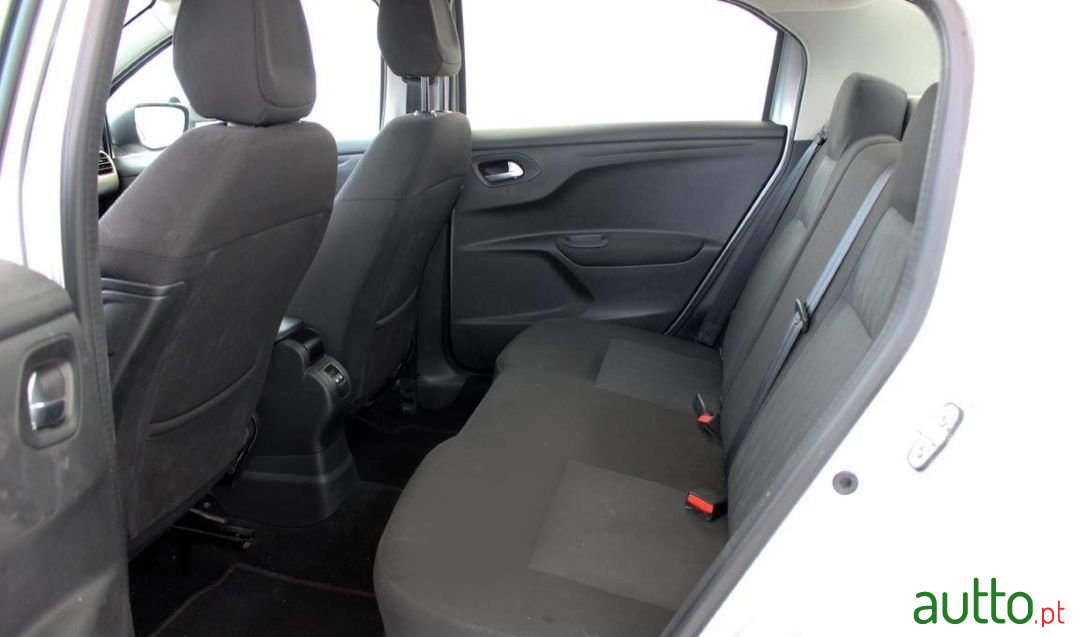 2017' Citroen C-Elysee photo #4