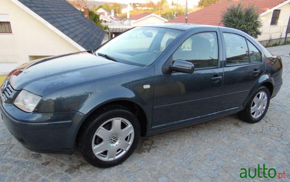 1999' Volkswagen Bora photo #1