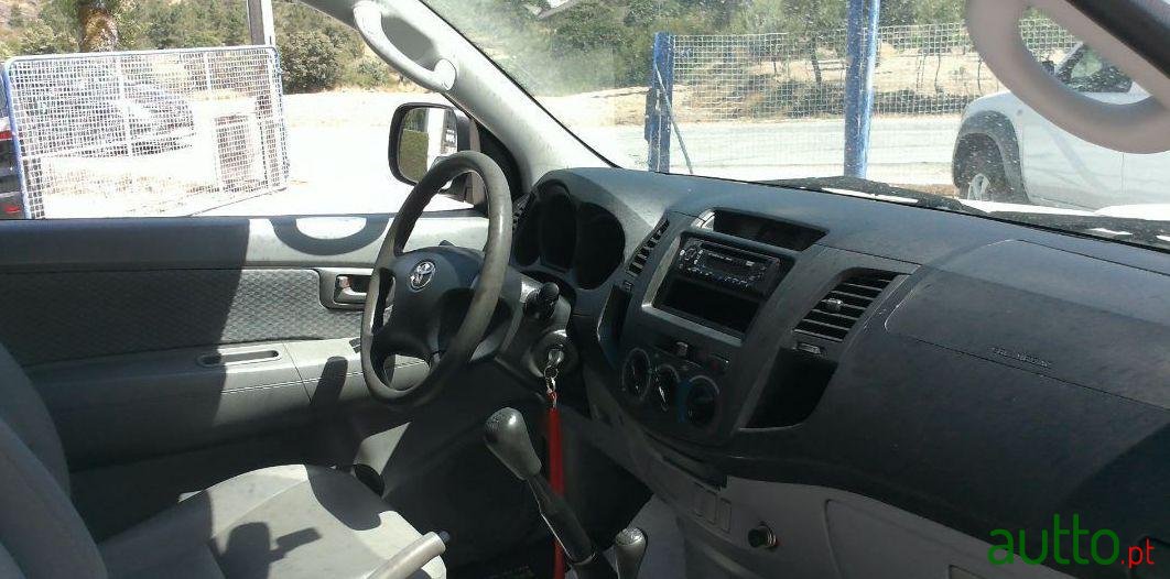 2009' Toyota Hilux photo #1