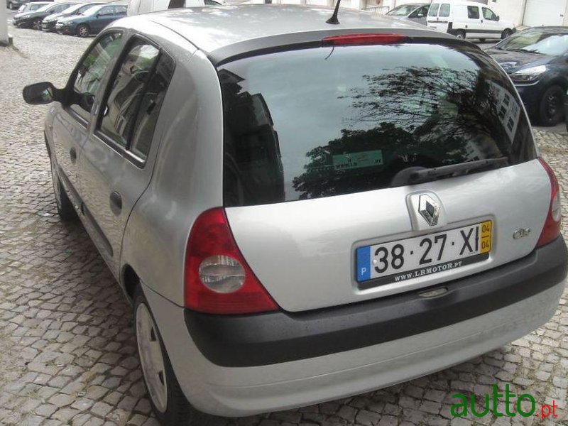 2004' Renault Clio 1.2 Dynamique photo #2