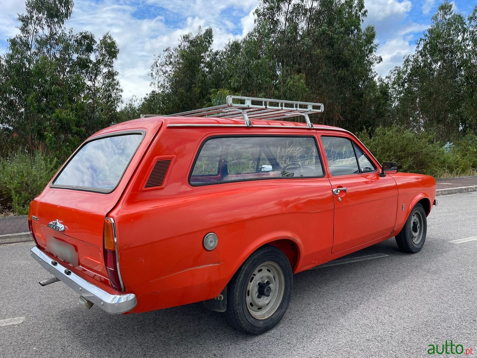 1970' Ford Escort photo #2