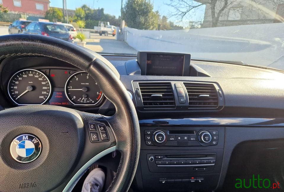 2008' BMW 118 photo #1