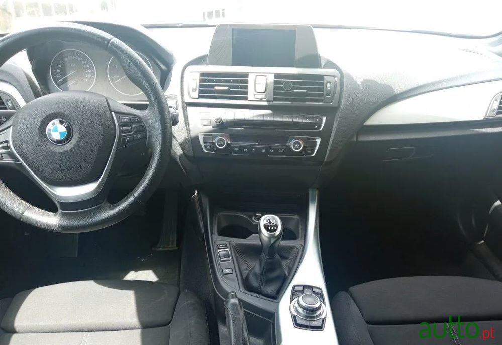 2013' BMW 116 photo #6