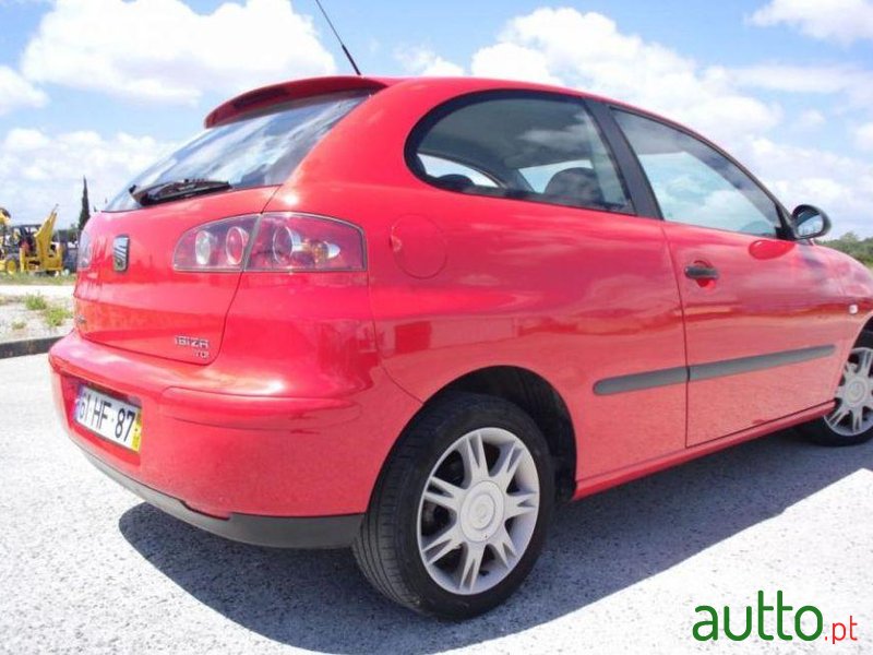 2002' SEAT Ibiza 1.9 Tdi Signo photo #2