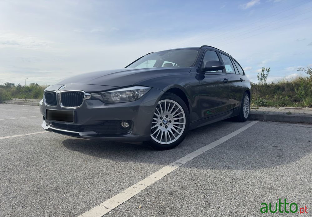 2014' BMW 320 D photo #1