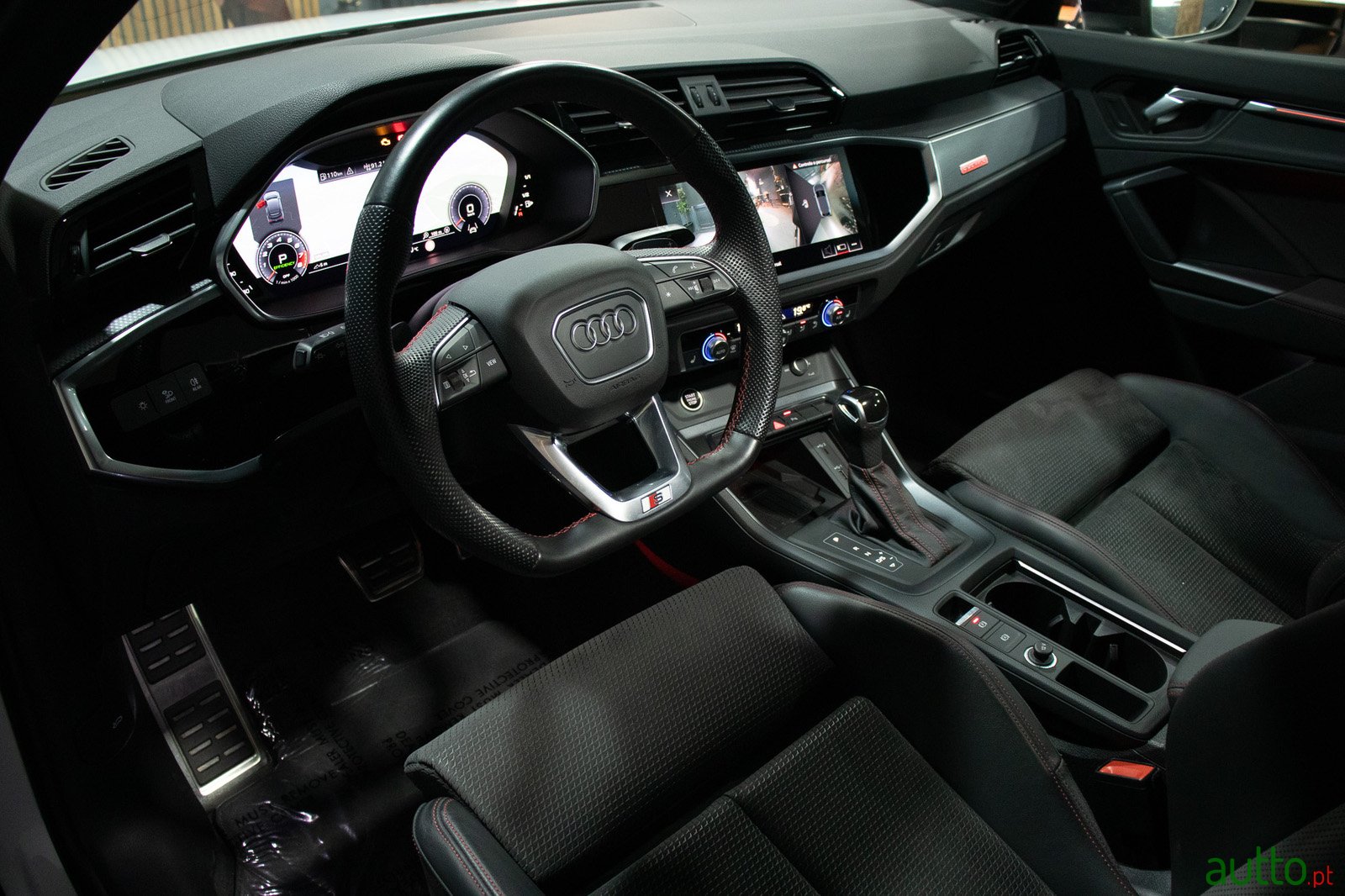 2020' Audi Q3 45 TFSI Sportback S-Line 2.0 photo #6