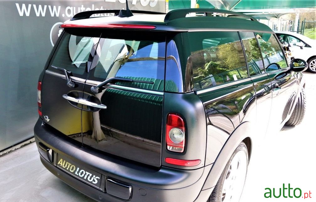 2011' MINI Cooper photo #4