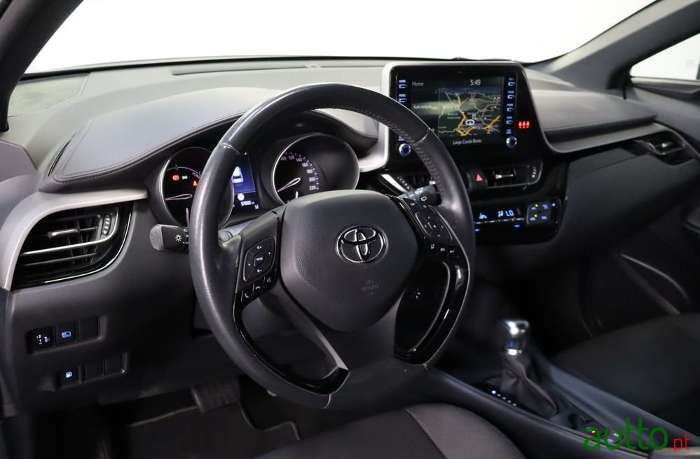 2023' Toyota C-HR 1.8 Hybrid Comfort photo #6