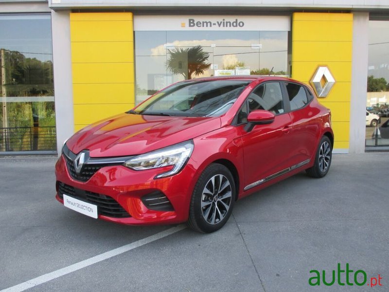 2021' Renault Clio photo #3