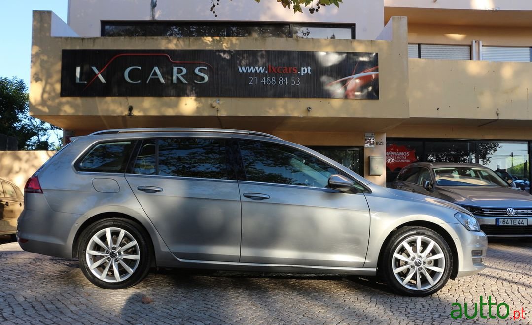 2016' Volkswagen Golf Variant photo #3